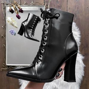 Killstar BETTY BOOTS pointed toe witch boots